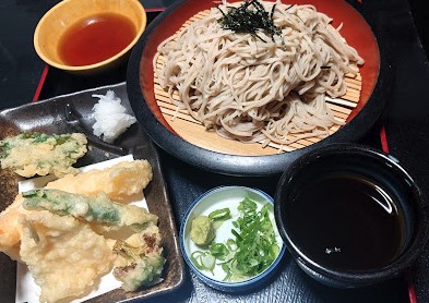 うどん屋、そば屋！ ここがウ...