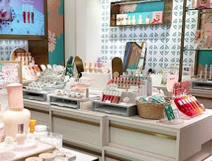 フェイシャル、メイク、ネイル...