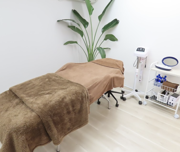 フェイシャル、メイク、ネイル...