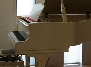 ピアノ教室、音楽教室（楽器・声楽など）
