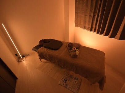 フェイシャル、メイク、ネイルサロン