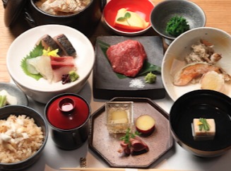 和食・割烹・地酒自慢の店