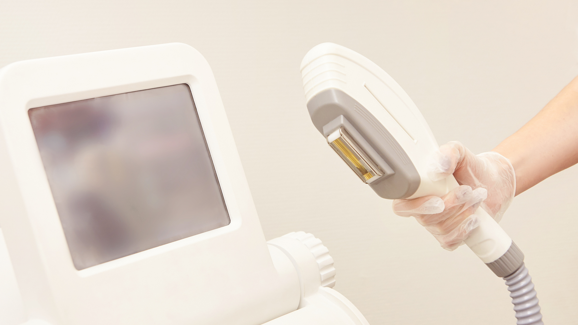 フェイシャル、メイク、ネイルサロン