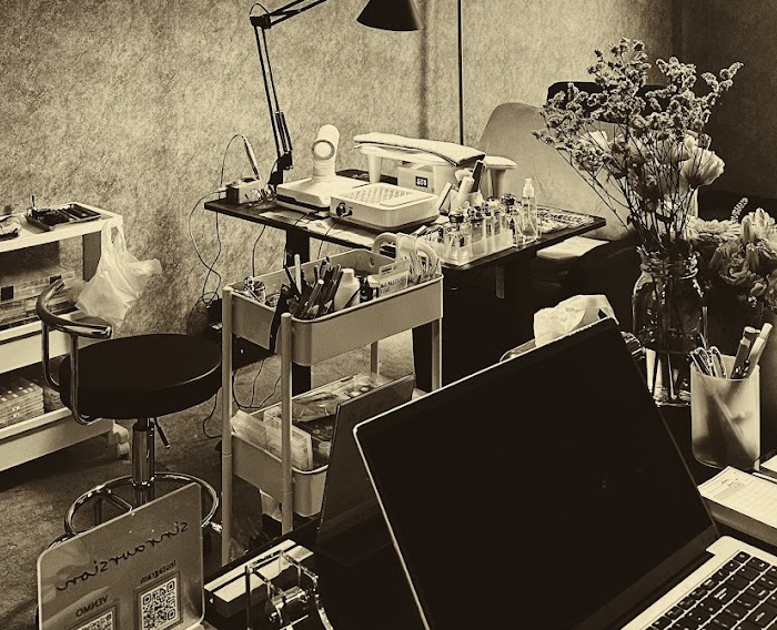 フェイシャル、メイク、ネイルサロン