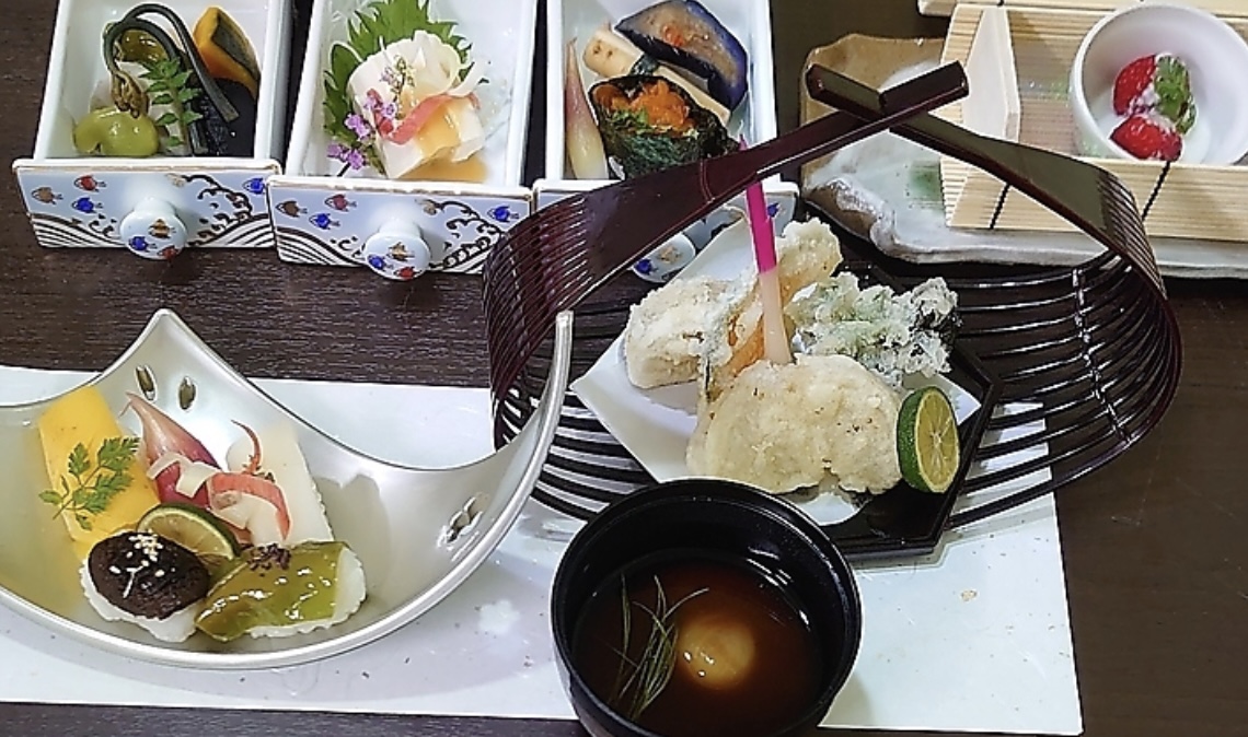 和食・割烹・地酒自慢の店