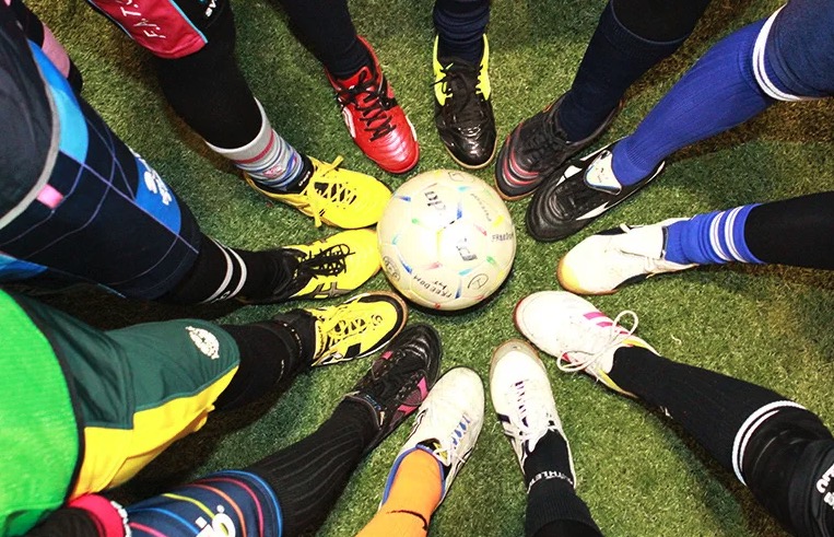 スポーツ系サークル（場所・曜日・参加条件等…）