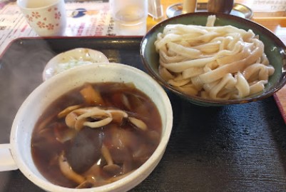 うどん屋、そば屋！ ここがウ...