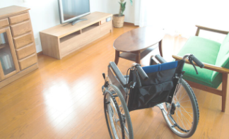 ホームヘルパー、デイホームサービスなど