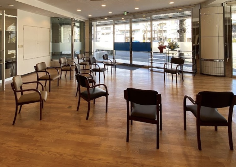 ホームヘルパー、デイホームサービスなど